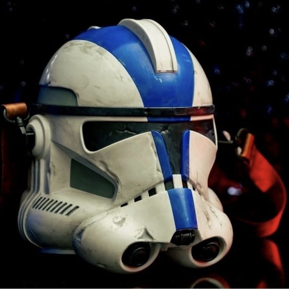 Disneyland 2025 Star Wars May the 4th Salvaged Clone Trooper Popcorn Bucket - Picture 6 of 8